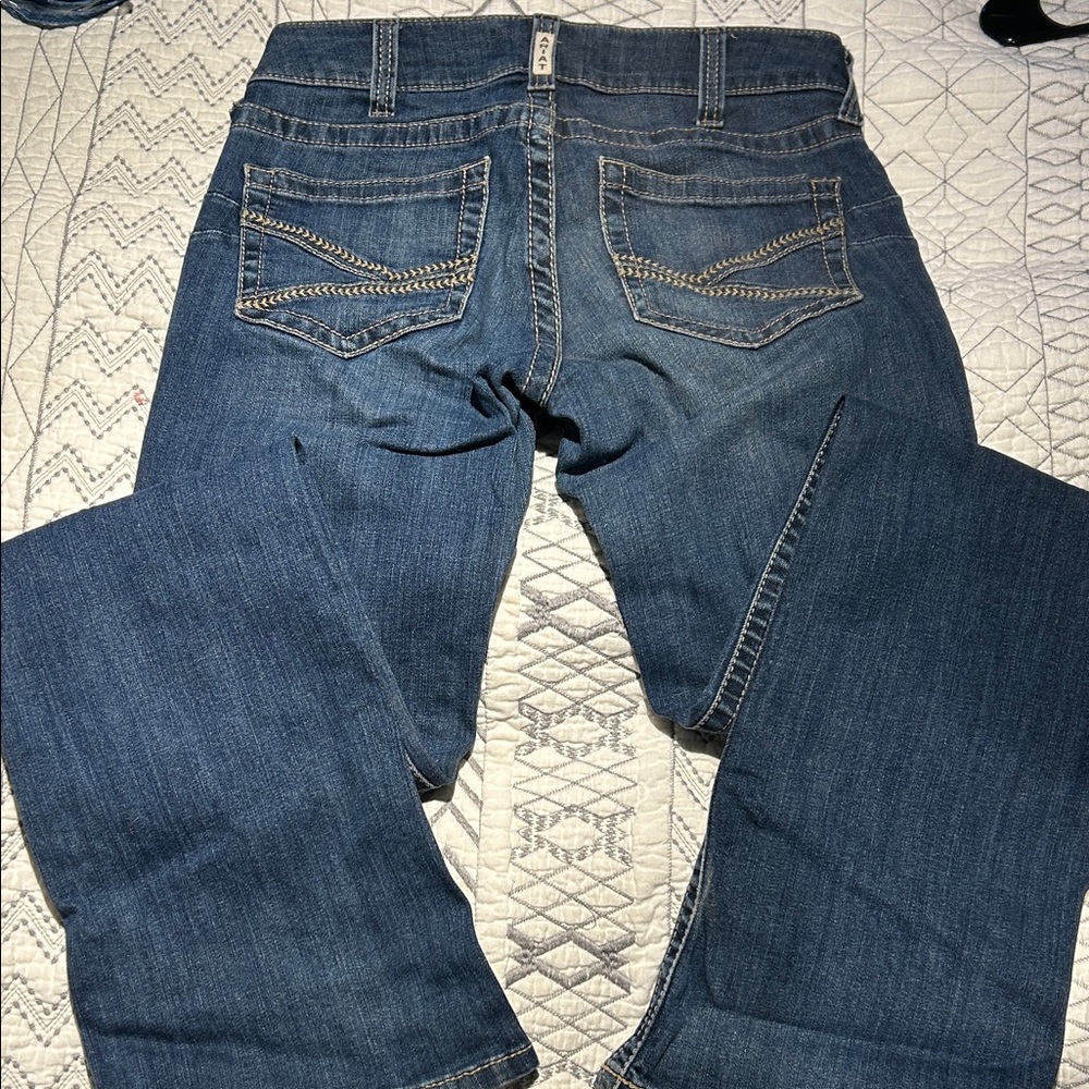 Ariat Women's Classic Blue Straight Leg Jeans - Picture 2 of 4